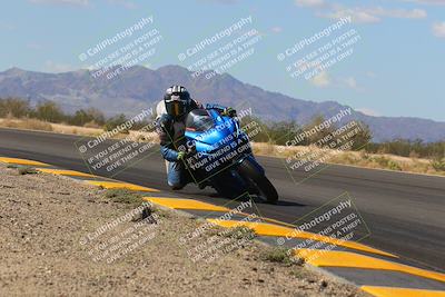 media/Oct-08-2022-SoCal Trackdays (Sat) [[1fc3beec89]]/Turn 7 Inside (145pm)/